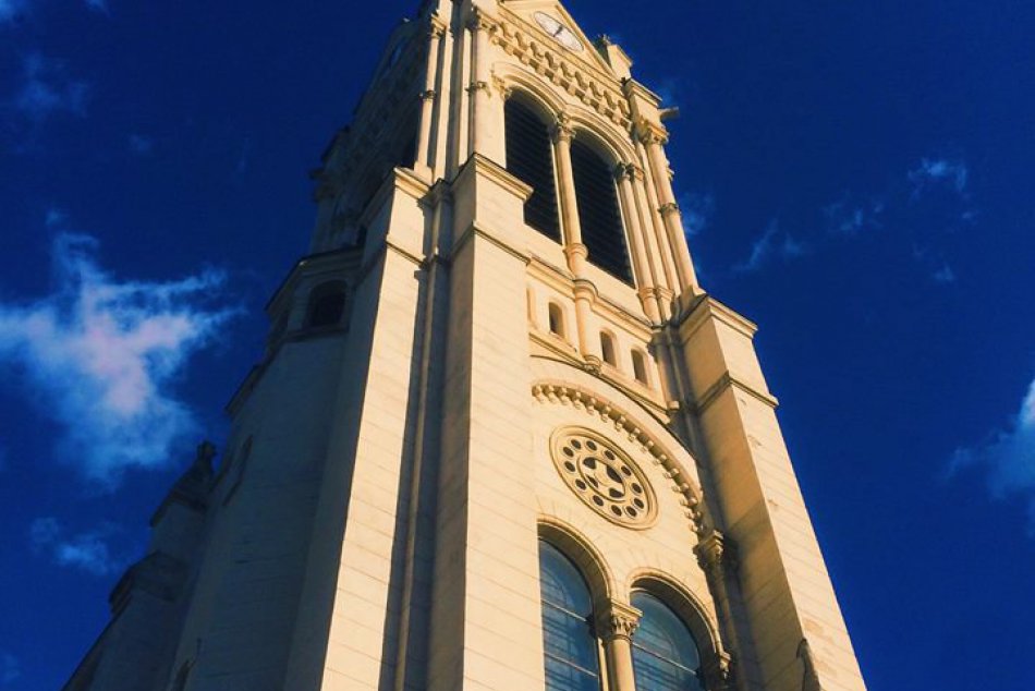 Ilustračný obrázok k článku Večerný súhrn spravodajstva: Pozrite si najdôležitejšie správy dňa