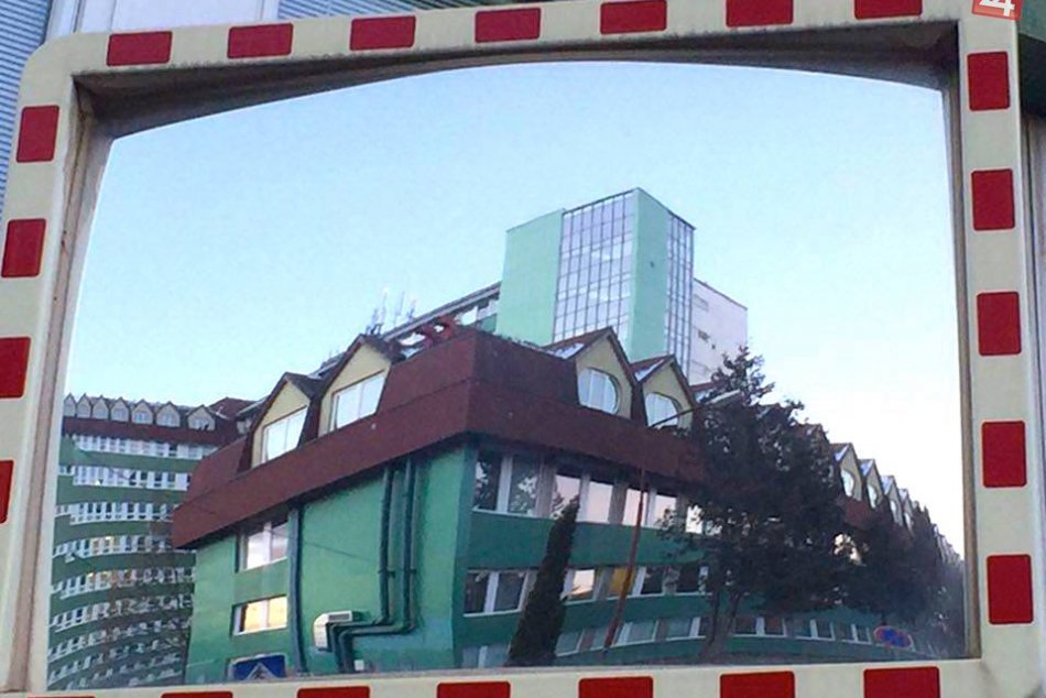 Ilustračný obrázok k článku Druhá vlna pandémie ochorenia COVID-19? Nemocnica Poprad sa takto pripravuje