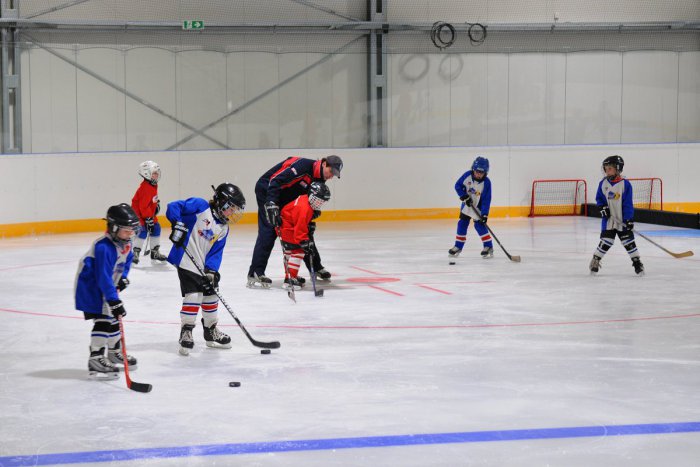 Ilustračný obrázok k článku Pezinok sľúbený štadión stále nemá. Spoločnosť Aréna Pezinok musí uhradiť stotisícovú pokutu