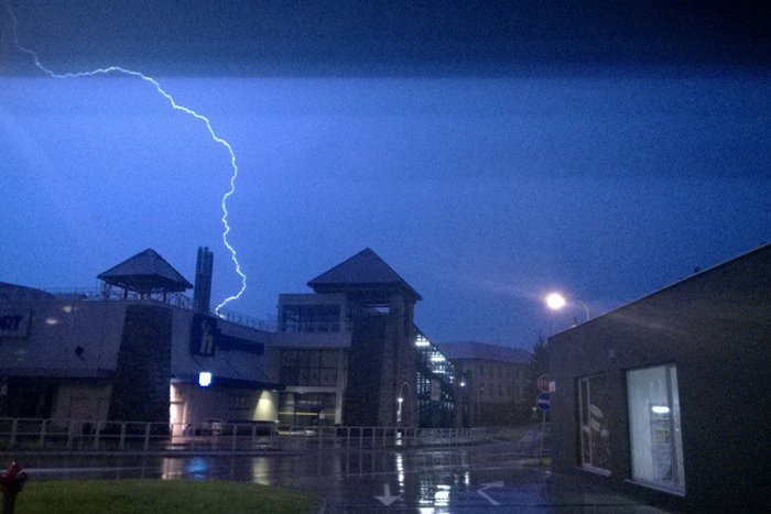 Ilustračný obrázok k článku Hodinová predpoveď určená špeciálne pre Ružomberok: Aké počasie čakať v našom meste?