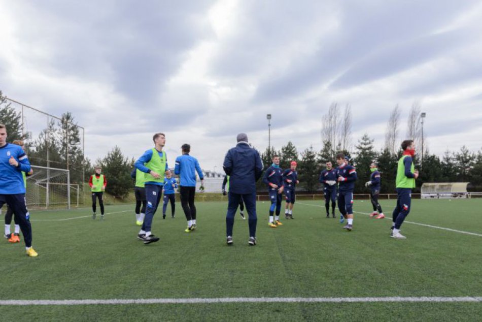 Ilustračný obrázok k článku Vionisti odohrali v Turecku ďalší duel: Popasovali sa s kazašským  tímom  FC Atyrau