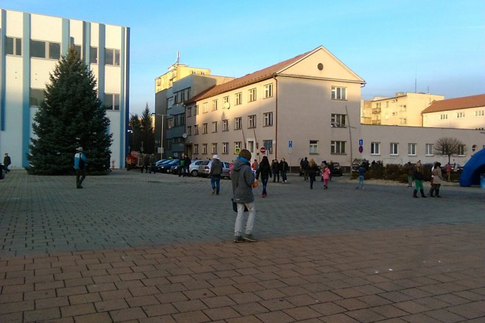 Ilustračný obrázok k článku Správa, ktorá Lučenčanov zrejme nepoteší: Každý rok nás je menej. Tipnete si, koľko nás je teraz v meste?