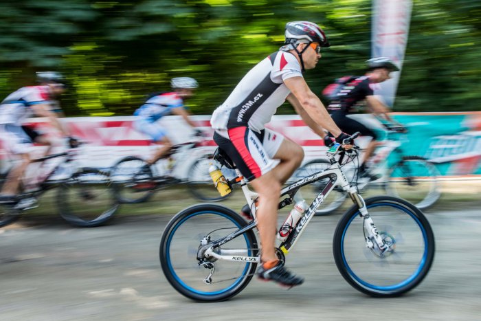 Ilustračný obrázok k článku Pelotón cyklistov vyrazí na breznianske cesty. Vodiči, vopred sa pripravte na obmedzenia!