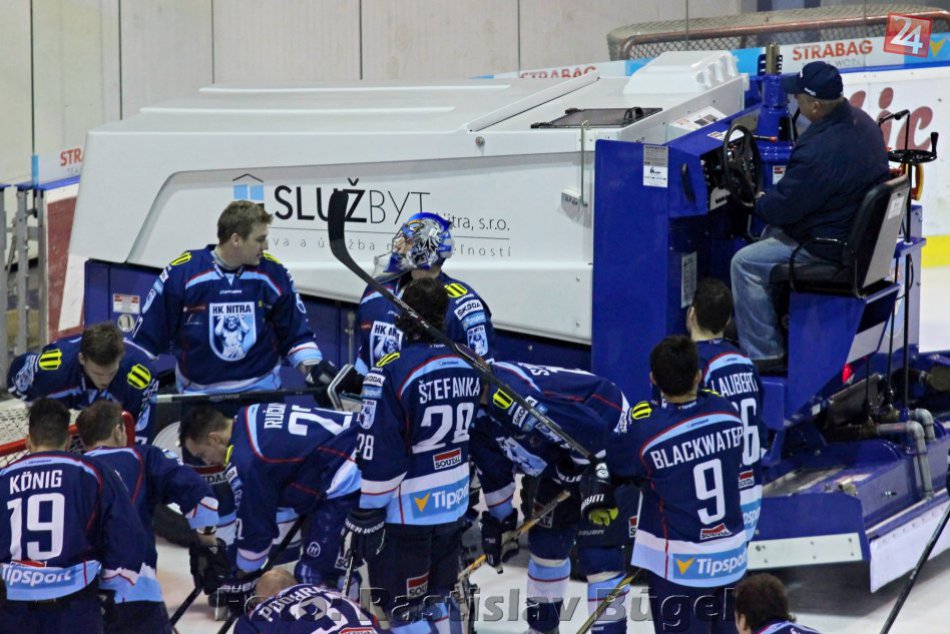 Ilustračný obrázok k článku Nová rolba nie je majetkom klubu: HK Nitra za ňu poriadne zaplatí