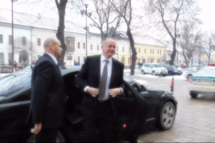 Ilustračný obrázok k článku Prezident Kiska v Spišskej, ako to vyzeralo pri jeho príchode?  Zábery z jeho vítania v našom meste