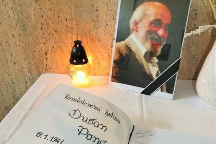 Ilustračný obrázok k článku Zomrel známy prešovský sochár, maliar a pedagóg: Mesto prišlo o výnimočného človeka!