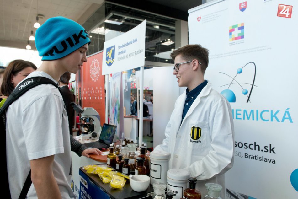 Ilustračný obrázok k článku V stredných košických školách so štrajkom sa vyučovanie zameriava na maturantov: Ani jednu nezatvorili