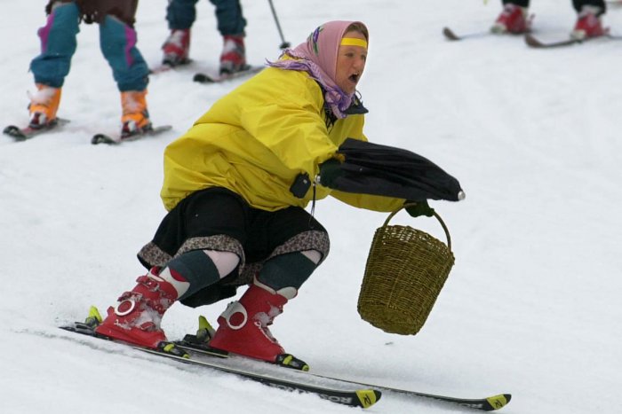 Ilustračný obrázok k článku Pankuškové fašiangy aj zabíjačka na svahu: Na Spiši si prídu na svoje milovníci zábavy i lyžovania