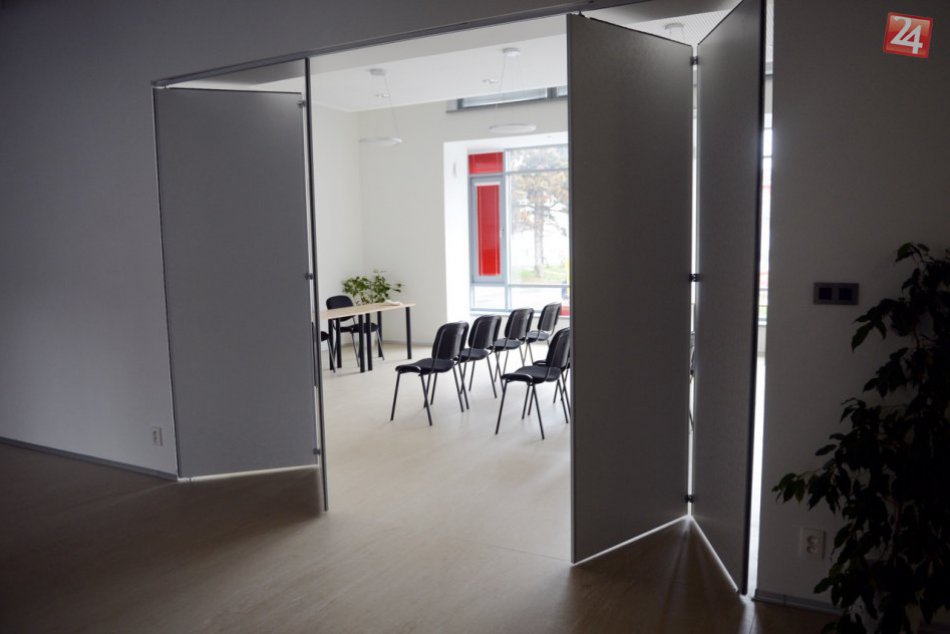 Ilustračný obrázok k článku Namiesto herne, komunitné centrum. Nové Mesto obnovilo chátrajúce priestory