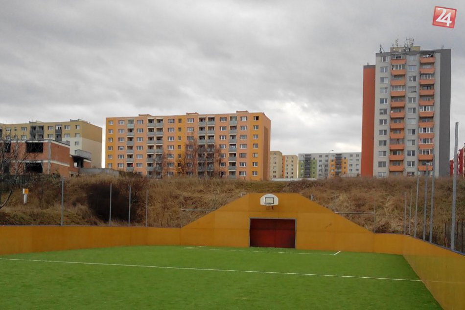 Ilustračný obrázok k článku Majú dôvod na radosť: Na Klokočine pribudlo nové multifunkčné ihrisko