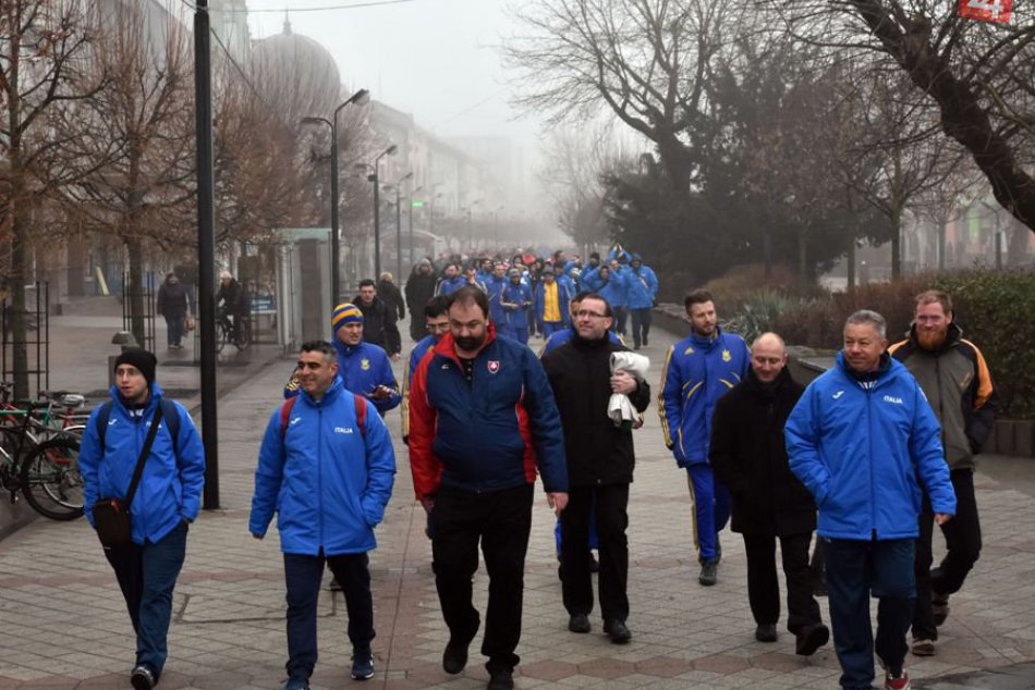 Ilustračný obrázok k článku V Michalovciach odštartoval európsky šampionát kňazov: V našom futbalovom tíme je aj biskup, FOTO