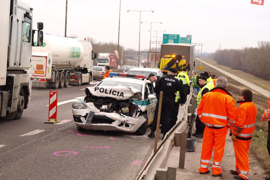 Ilustračný obrázok k článku Vodič kamióna sa na Moste Lafranconi zrejme nevenoval plne jazde