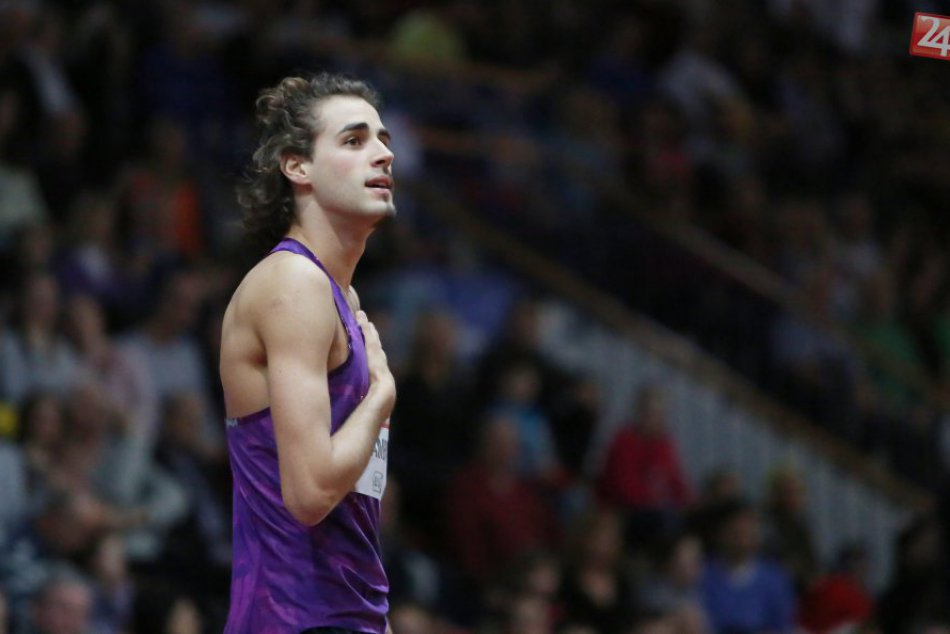 Ilustračný obrázok k článku Banskobystrická latka spoznala víťazov: Talian so svetovým výkonom roka zložil veľkú poklonu! FOTO