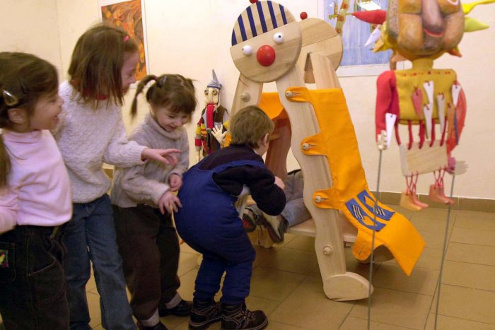 Ilustračný obrázok k článku Vojdete a ocitnete sa späť v bezstarostnom detstve: Do nášho regiónu mieri originálna výstava!