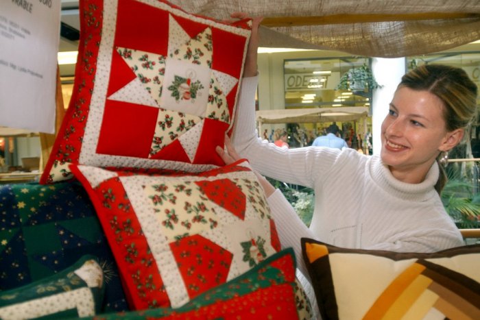 Ilustračný obrázok k článku Medzinárodná výstava detských prác z patchworku zavíta do Devínskej Novej Vsi