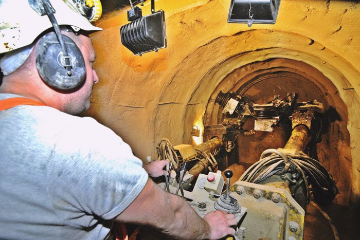 Ilustračný obrázok k článku EuroGas chce v novej arbitráži žiadať od SR minimálne 8 miliárd eur