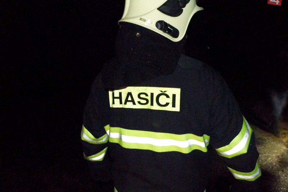 Ilustračný obrázok k článku Zásah hasičov vo výrobnej hale v Kremnici: Na mieste osem mužov, čo sa vlastne dialo?