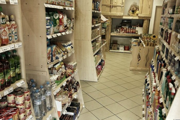 Ilustračný obrázok k článku Keď už nemusíte čakať za akciami... Miesto v Rožňave, kde nájdete všetko za trvalo nízke ceny!