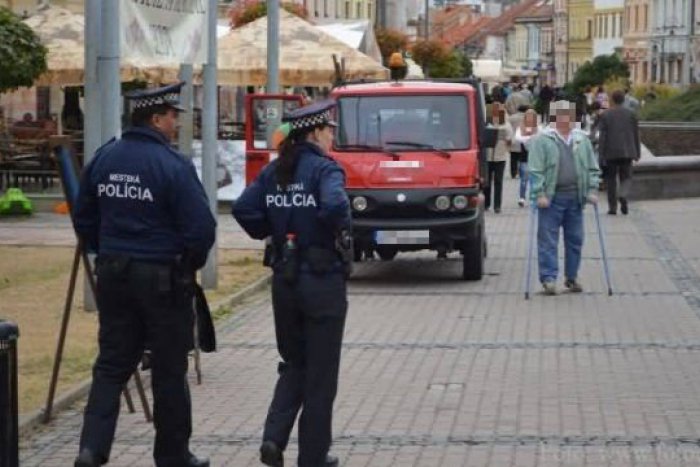 Ilustračný obrázok k článku Bystričania, zvýšte ostražitosť. Mestská polícia varuje ľudí, na toto pozor!