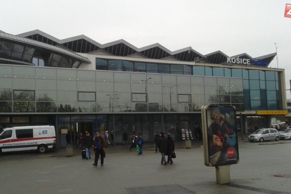 Ilustračný obrázok k článku Renovácia železničnej stanice v Košiciach vrcholí: Čo nové na nej ešte pribudne?