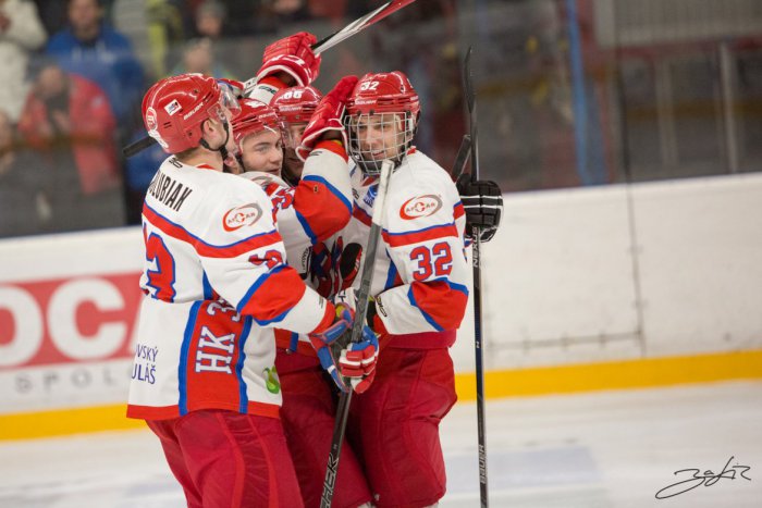 Ilustračný obrázok k článku O postupujúcom sa rozhodne pod Tatrami: Liptáci vyrovnali stav série!