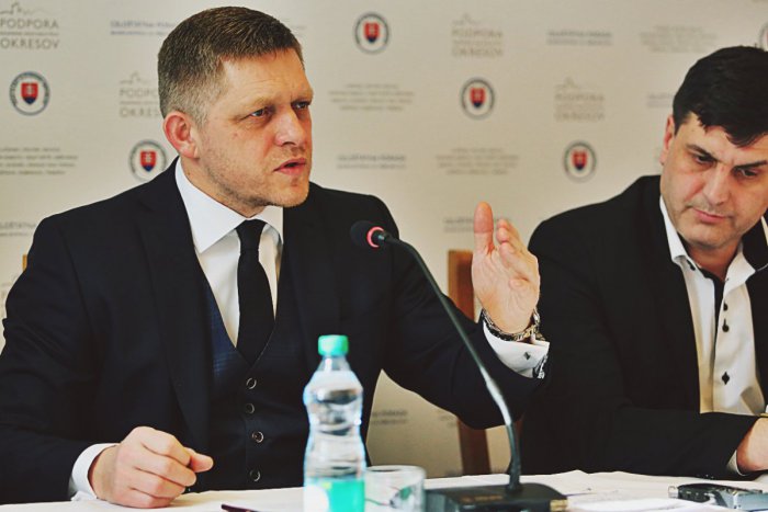 Ilustračný obrázok k článku Predseda Smeru–SD: Minister zdravotníctva nebude z prostredia finančných skupín