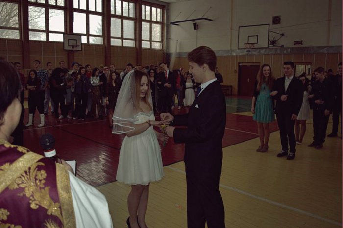 Ilustračný obrázok k článku Festival masiek zmenil školu na nepoznanie: Študenti sa do akcie pustili s vervou