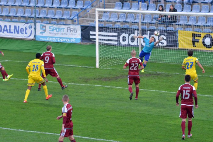 Ilustračný obrázok k článku Bod do zbierky pre Podbrezovú: Remízovala s ViOn Zlaté Moravce