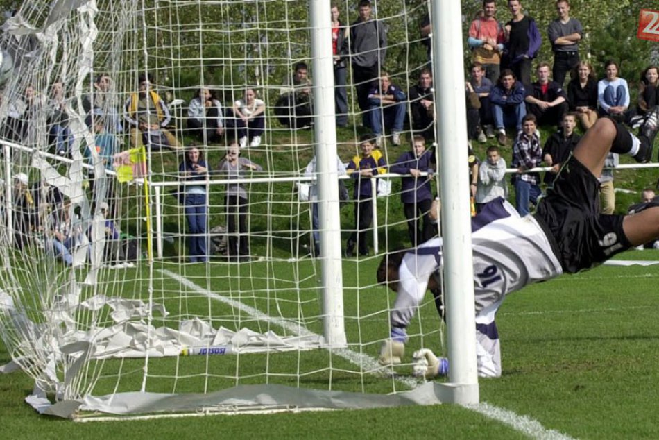 Ilustračný obrázok k článku Futbalový víkend klope na dvere: Aké zápasy nás čakajú na trávnikoch v regióne?