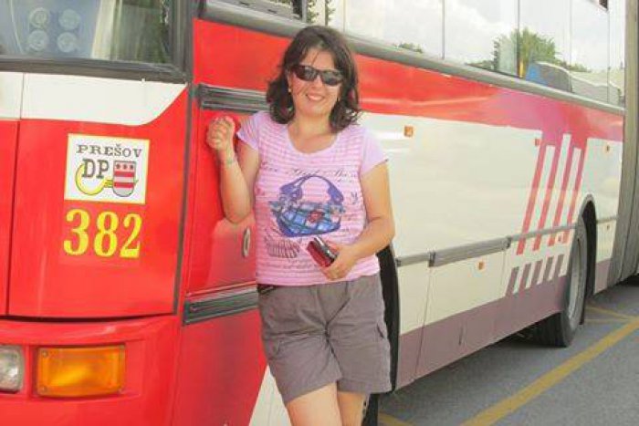 Ilustračný obrázok k článku Záľuba, aká sa len tak nevidí: Prešovčanka Klaudia (21) vo veľkom obdivuje MHD, väčšiu fanúšičku by ste ani nenašli!