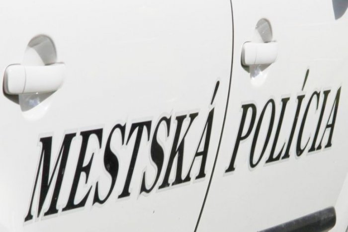 Ilustračný obrázok k článku Zaujímavé číslo od mestských v Mikuláši: Aha, koľko pokút rozdali