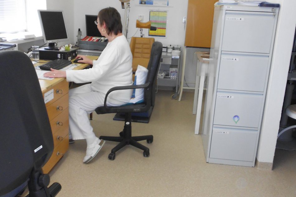 Ilustračný obrázok k článku Lekári hrozia výpoveďami zdravotným poisťovniam: Chcú viac peňazí pre ambulancie