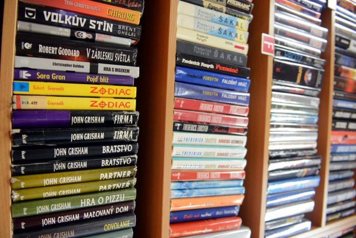 Ilustračný obrázok k článku Čitatelia si prídu na svoje: V hrádkockej knižnici pribudlo takmer 700 kníh
