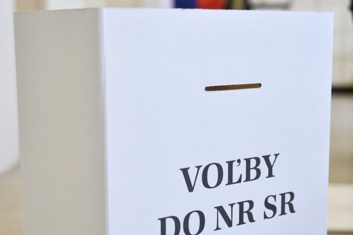 Ilustračný obrázok k článku Tri okresné mestá majú takmer 150 okrskov: Najviac sa nachádza v mestských a obecných úradoch