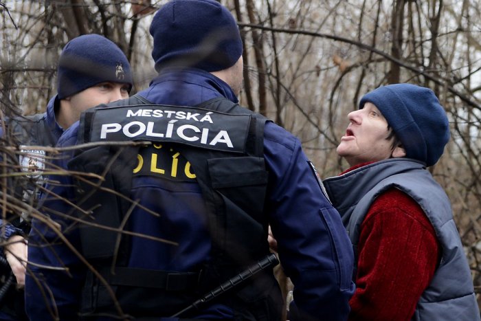 Ilustračný obrázok k článku Na poriadok v Starom Meste dohliada viac peších policajtov