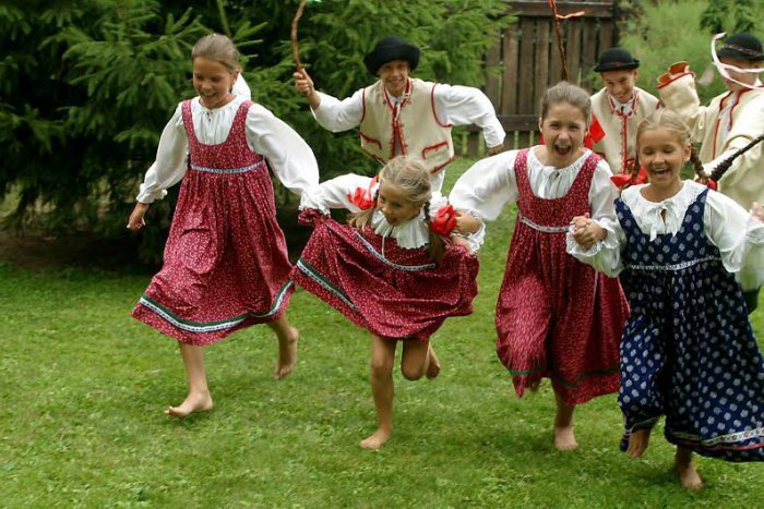 Ilustračný obrázok k článku Jarné zvyky v Dúbravke