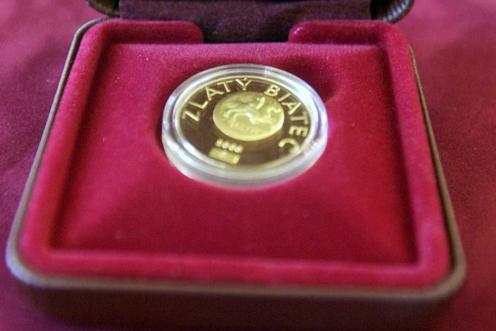 Ilustračný obrázok k článku Zlatý Biatec za rok 2015 si odniesol významný bratislavský lekár