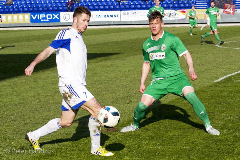 Ilustračný obrázok k článku Pod Tatrami sa hrala vyrovnaná východniarska partia. Poprad stále nemá istotu postupu