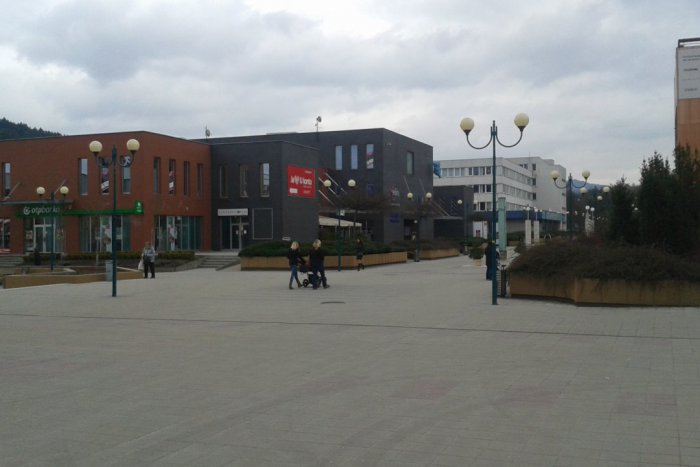 Ilustračný obrázok k článku Jar v Považskej Bystrici: V akom stave je po zime mesto?