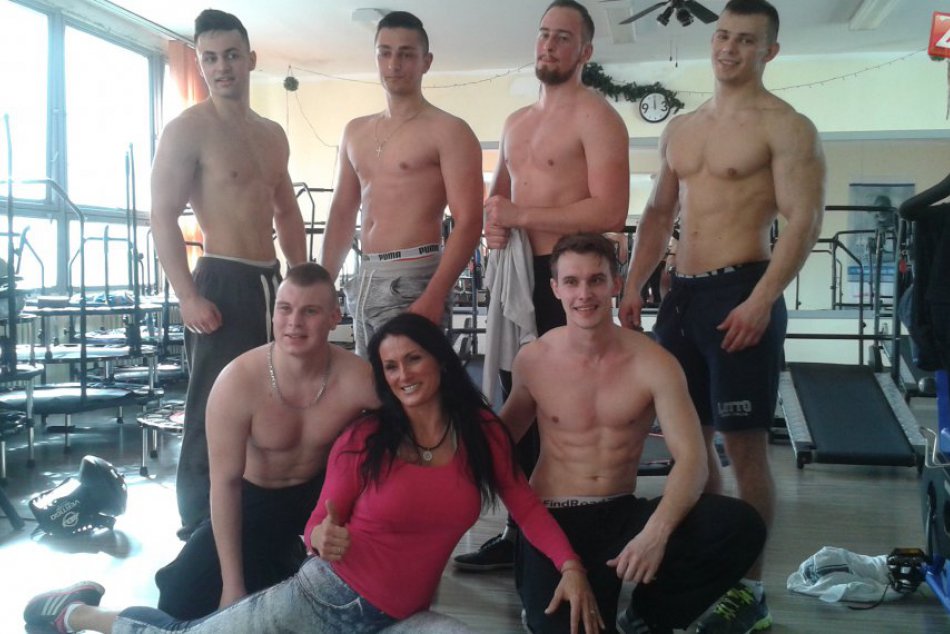 Ilustračný obrázok k článku Východniari roka majú za sebou prvú skúšku: V košickom fitku ukázali svaly, FOTO a VIDEO