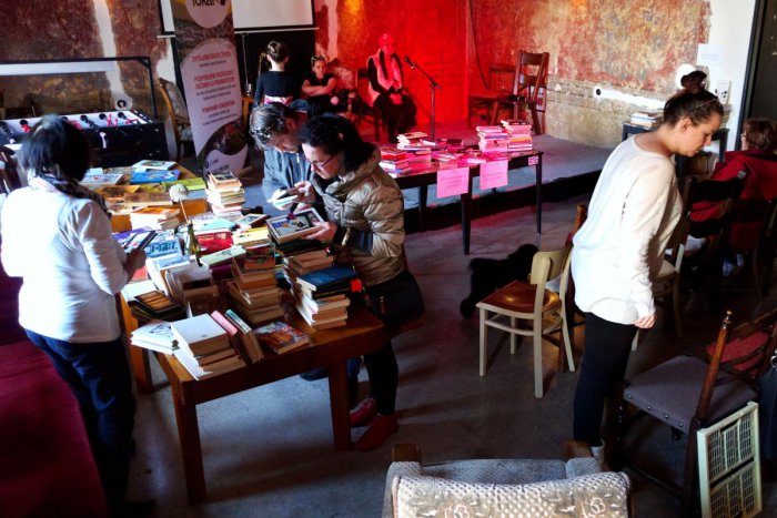 Ilustračný obrázok k článku V Michalovciach zažijeme zaujímavosť: Knižná zóna bez peňazí!