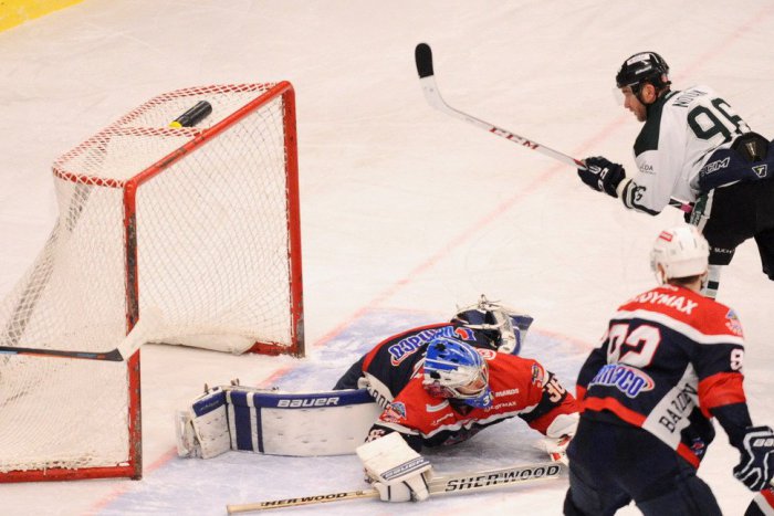 Ilustračný obrázok k článku Nové Zámky začali proti Bardejovu vo veľkom štýle, potom však prišiel šok!