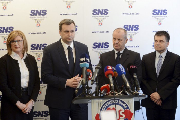 Ilustračný obrázok k článku SNS nominuje do vlády Gajdoša, Matečnú a Plavčana