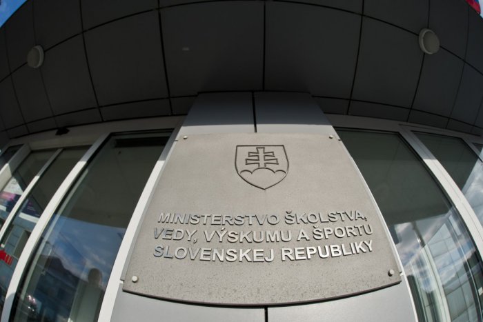 Ilustračný obrázok k článku Poplach na ministerstve školstva: Niekto tam nahlásil bombu