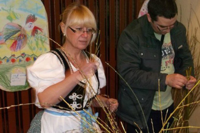 Ilustračný obrázok k článku Otec zaspal, babka nemala čas. Výhovorky žiakov nepodliehajú času