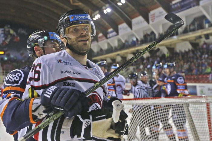 Ilustračný obrázok k článku Spokojný Handzuš po dvoch výhrach baranov v Košiciach: Súperovi sme vnútili našu hru