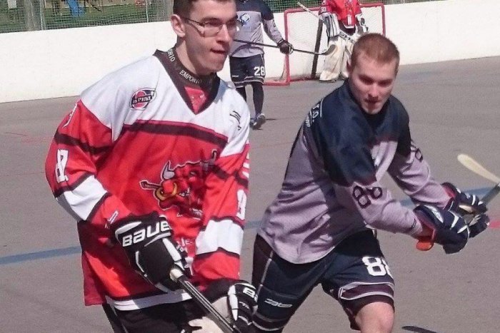 Ilustračný obrázok k článku Hokejbalová liga v ďalšom kole priniesla neskutočný debakel: Hráči hovorili po zápase o kolotoči