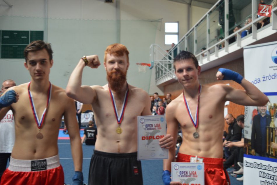 Ilustračný obrázok k článku V michalovskom ringu bojovalo 222 kickboxerov: Ako obstáli naši borci?FOTO