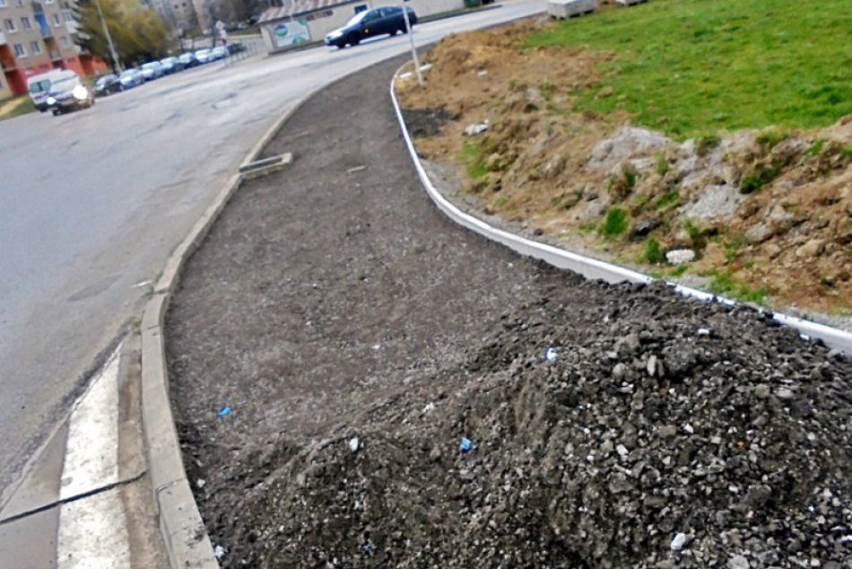 Ilustračný obrázok k článku Opravia chodník pod Kalváriou: Mesto to bude stáť viac ako 12-tisíc eur