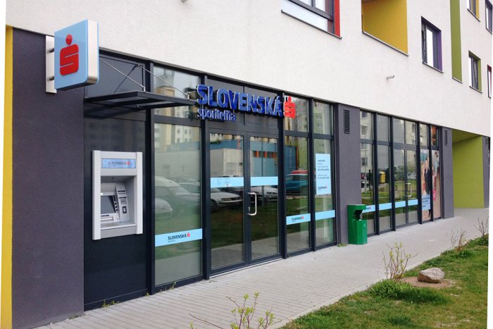 Ilustračný obrázok k článku Bankové služby sú v Topoľčanoch ešte dostupnejšie